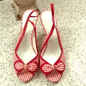Anne Klein Red & White Heels Sz 7.5 - NEVER WORN